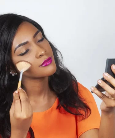 How to Use Foundation in Your Makeup Routine