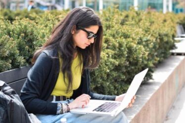 Tips for Styling Dresses for the Office