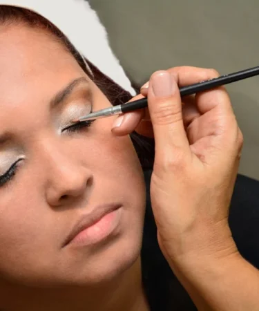 Fix Broken Makeup