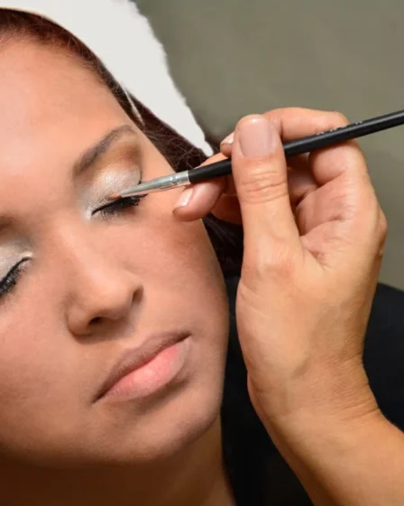 Fix Broken Makeup